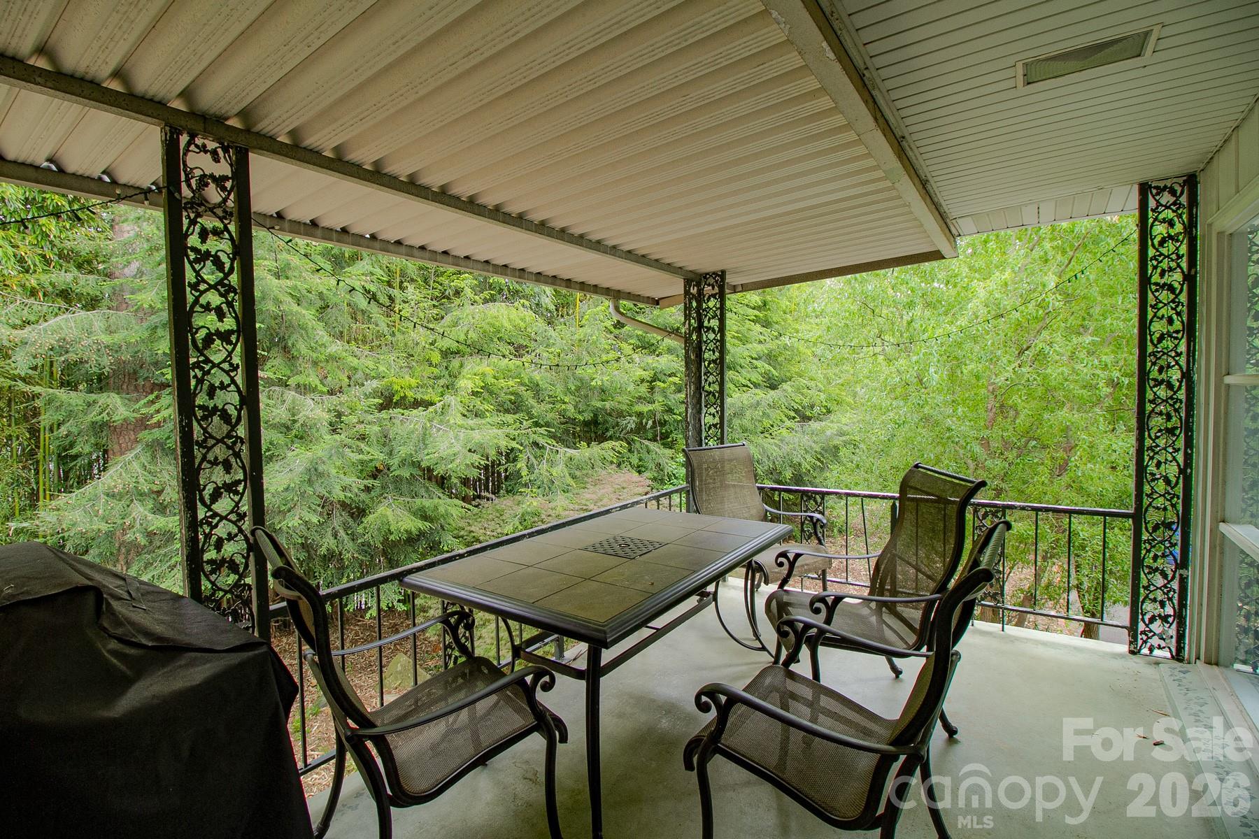 36 Clarendon Road Asheville, NC 28806 - Photo 10 of 48