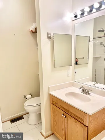 $2,800 | 2665 Manhattan Place, Unit 106, Vienna, VA 22180