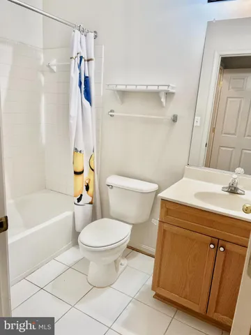 $2,800 | 2665 Manhattan Place, Unit 106, Vienna, VA 22180