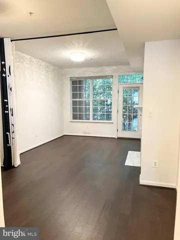 $2,800 | 2665 Manhattan Place, Unit 106, Vienna, VA 22180