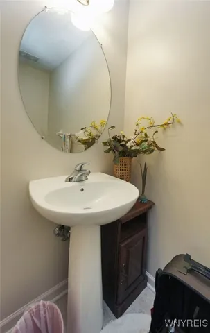 $345,000 | 25 Denton Drive, Lancaster, NY 14086