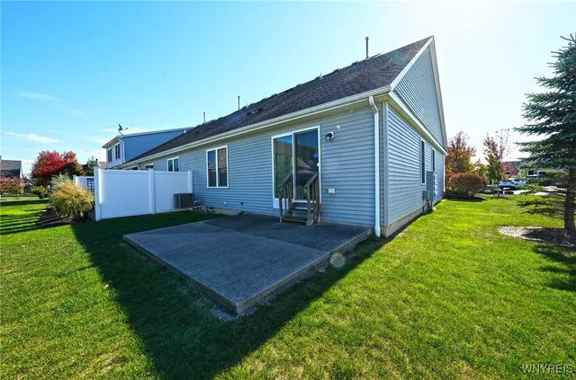 $345,000 | 25 Denton Drive, Lancaster, NY 14086