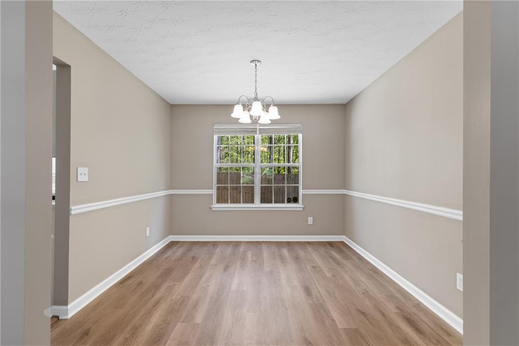 3228 Diamond Bluff Union City, GA 30291 - Photo 5 of 37