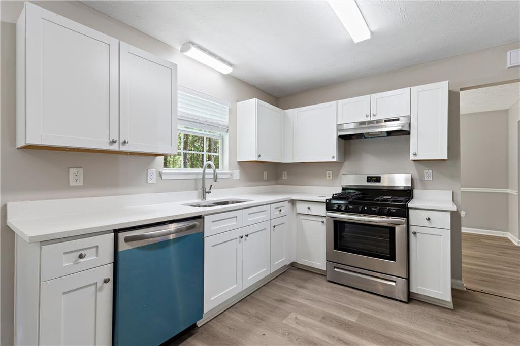 3228 Diamond Bluff Union City, GA 30291 - Photo 8 of 37