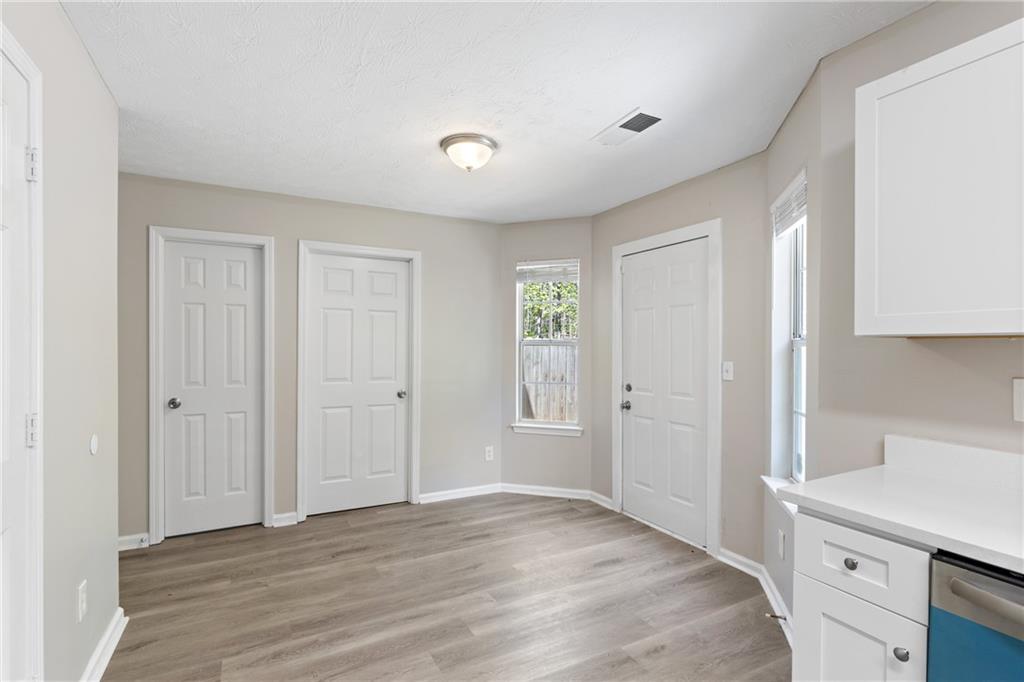 3228 Diamond Bluff Union City, GA 30291 - Photo 10 of 37