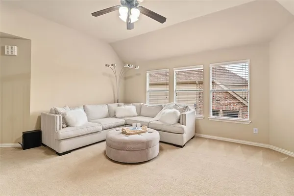 $625,000 | 931 Senna Drive, Argyle, TX 76226