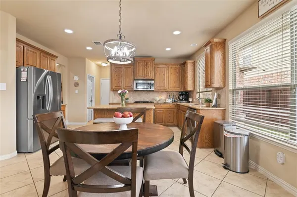 $625,000 | 931 Senna Drive, Argyle, TX 76226