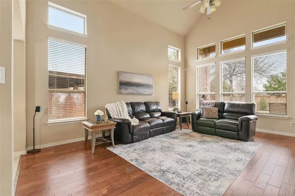 $625,000 | 931 Senna Drive, Argyle, TX 76226