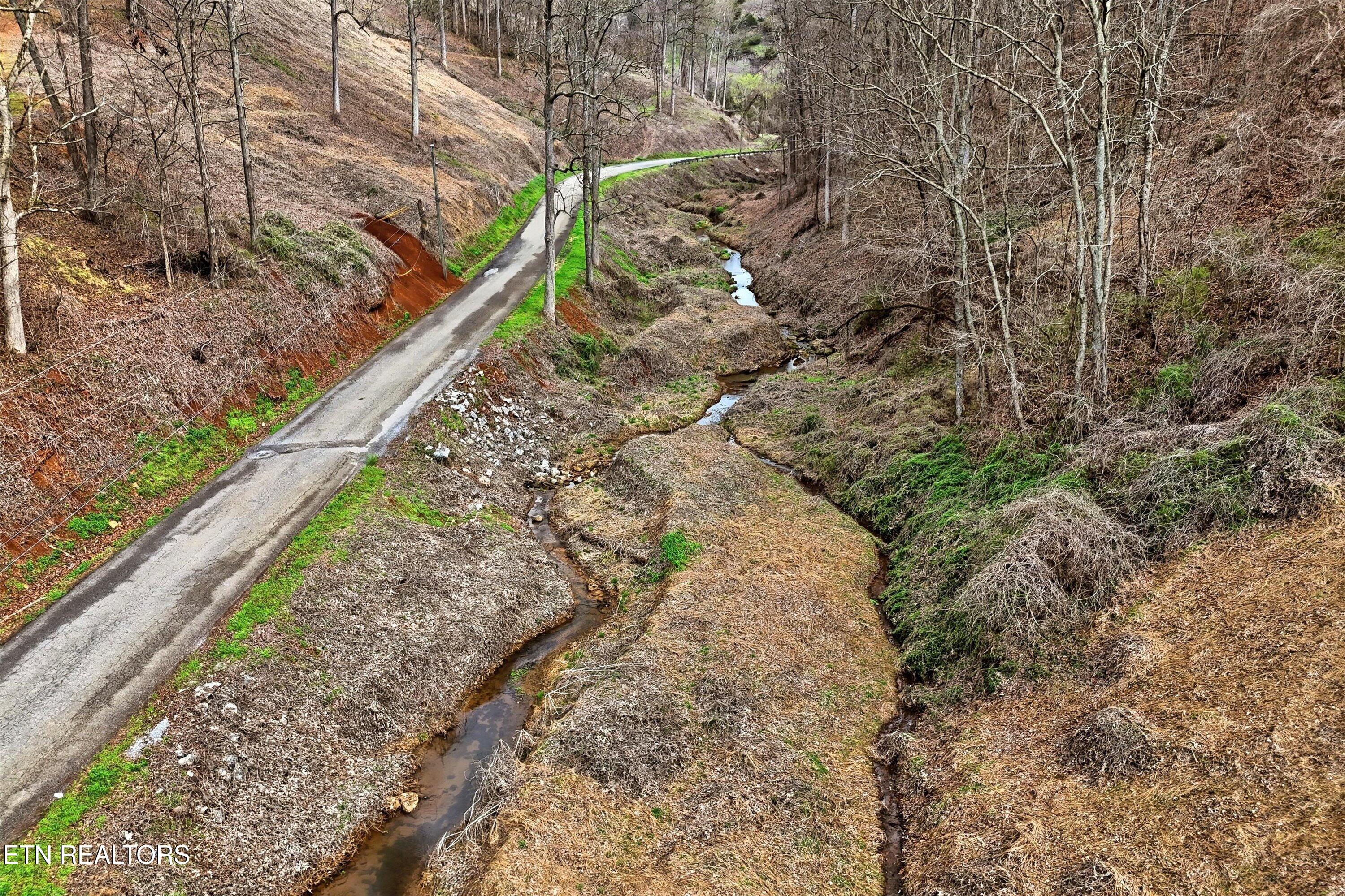 165 Happy Hollow Road Madisonville, TN 37354 - Photo 8 of 17 05-165 Happy Hollow Rd-5