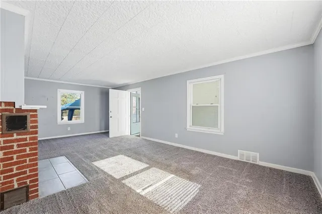 $200,000 | 1230 West 31st Street, Independence, MO 64055