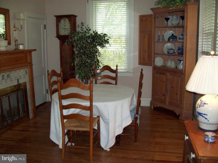 258 North Ridge Avenue Ambler, PA 19002 - Photo 5 of 15 Dining Room
