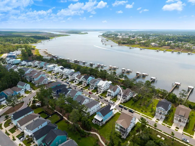 $1,289,000 | 405 Blowing Fresh Drive, Charleston, SC 29492