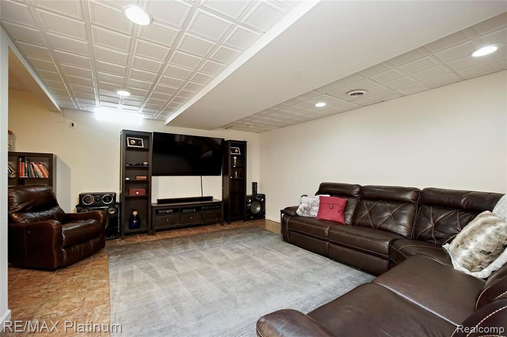 1668 Scio Ridge Road Ann Arbor, MI 48103 - Photo 21 of 31