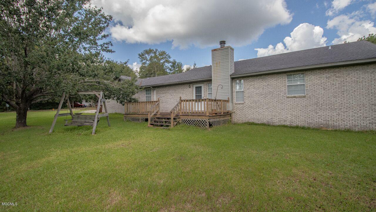 14132 Lumpkin Road Gulfport, MS 39503 - Photo 19 of 23 lumpkin rd. back deck
