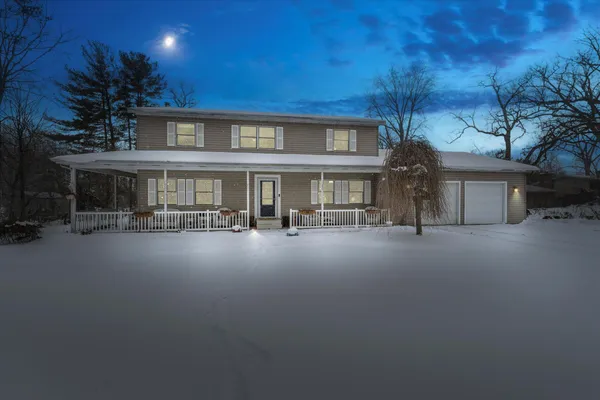 $439,000 | 70820 Sunrise Drive, Edwardsburg, MI 49112