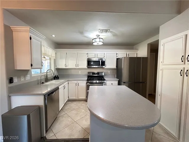 $2,800 | 9070 Trombone Lane, Henderson, NV 89074