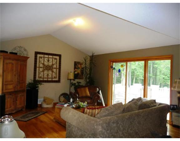 26 Childs Road Monson, MA 01057 - Photo 6 of 12 Gallery Image 6