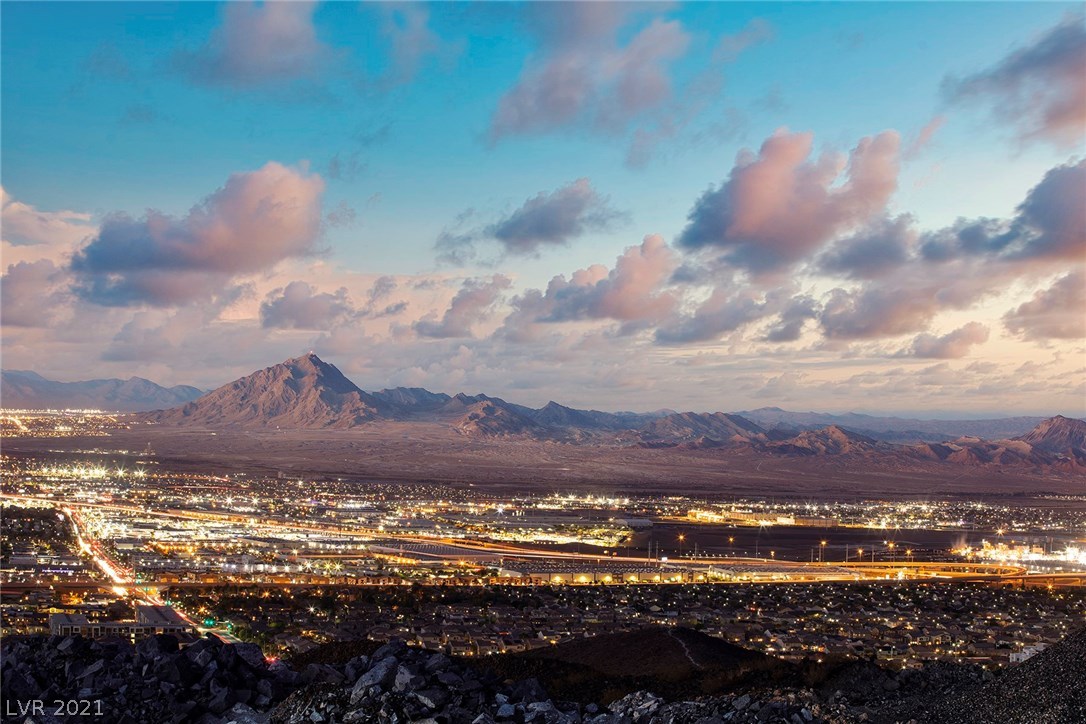 507 Cityview Ridge Drive Henderson, NV 89012 - Photo 7 of 31 Gallery Image 7