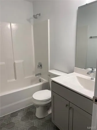 $375,000 | 7123 Trainor Place, St. Louis, MO 63116