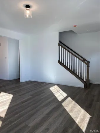 $375,000 | 7123 Trainor Place, St. Louis, MO 63116