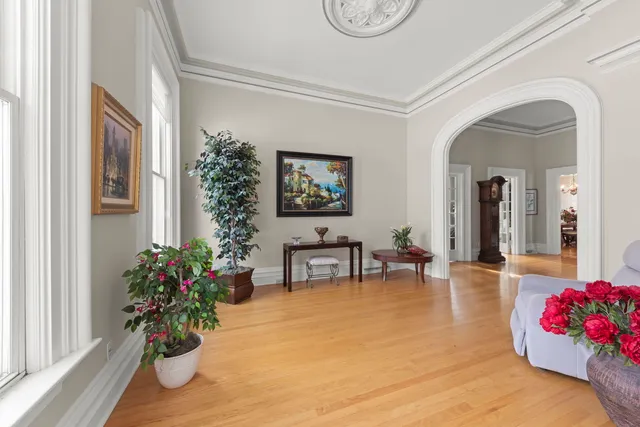 $500,000 | 800 Ingalton Avenue, West Chicago, IL 60185