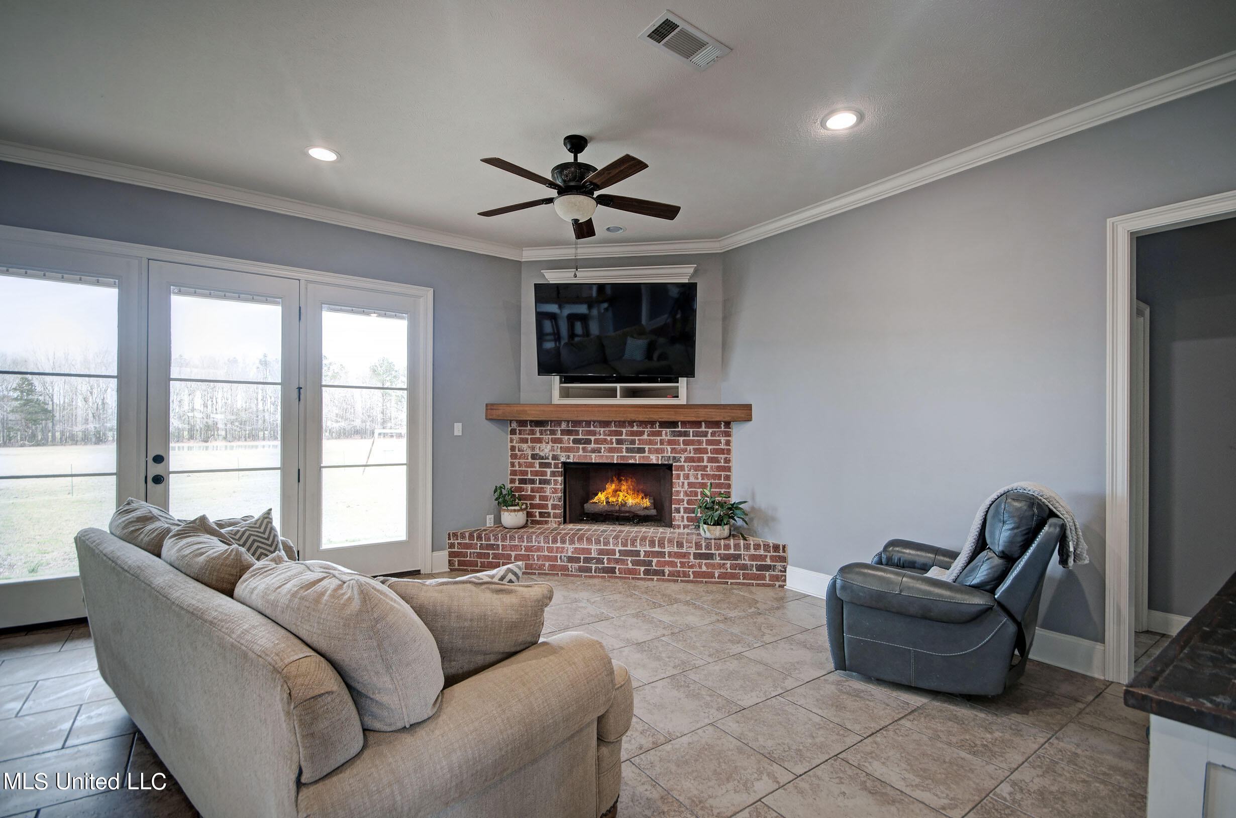 634 Red Oak Road Pelahatchie, MS 39145 - Photo 5 of 10 8A3983FC-FA3E-465B-AA42-DCA0291D642F
