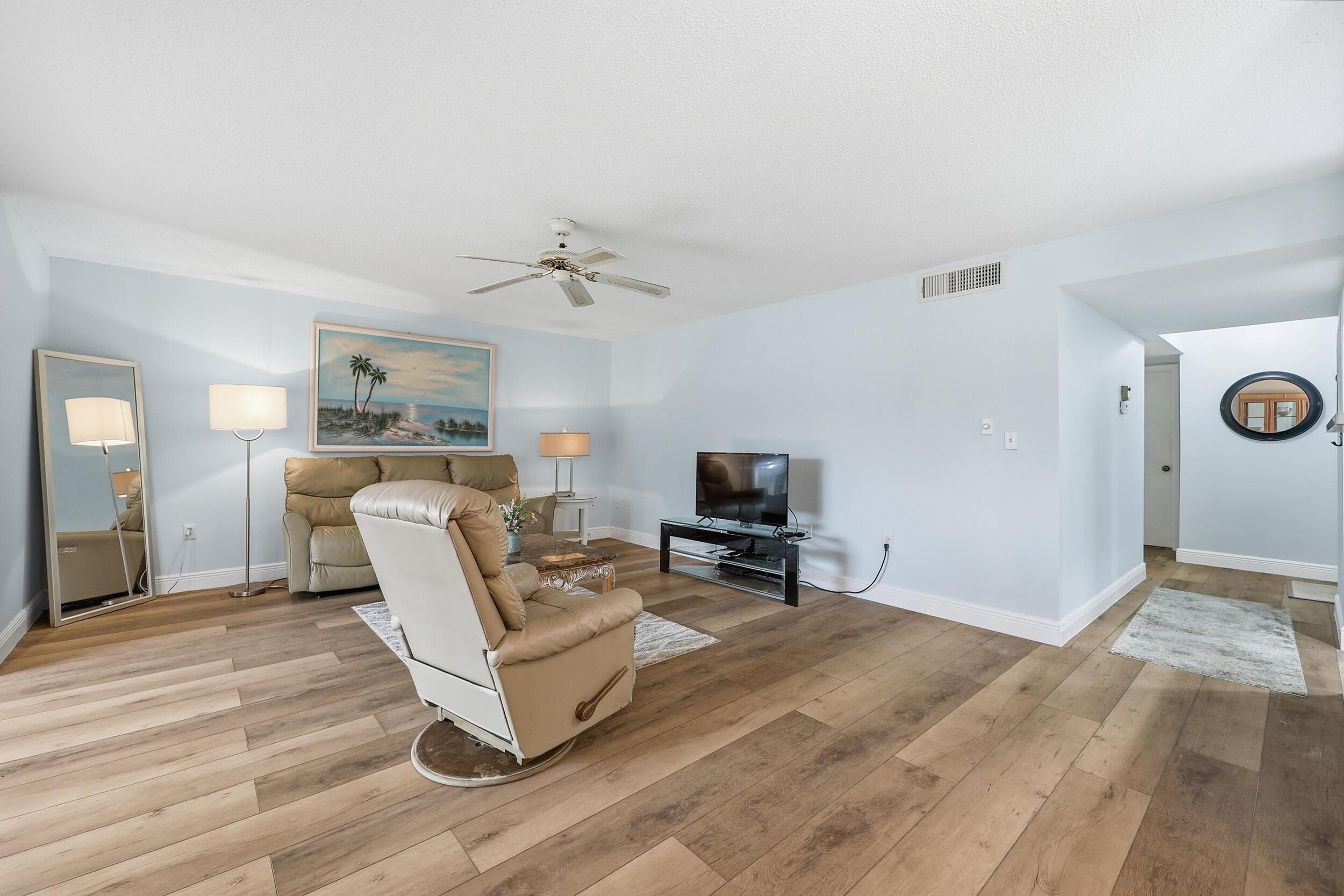 5111 Southeast Miles Grant Road, Unit 102 Stuart, FL 34997 - Photo 11 of 30 13_8p3a3739