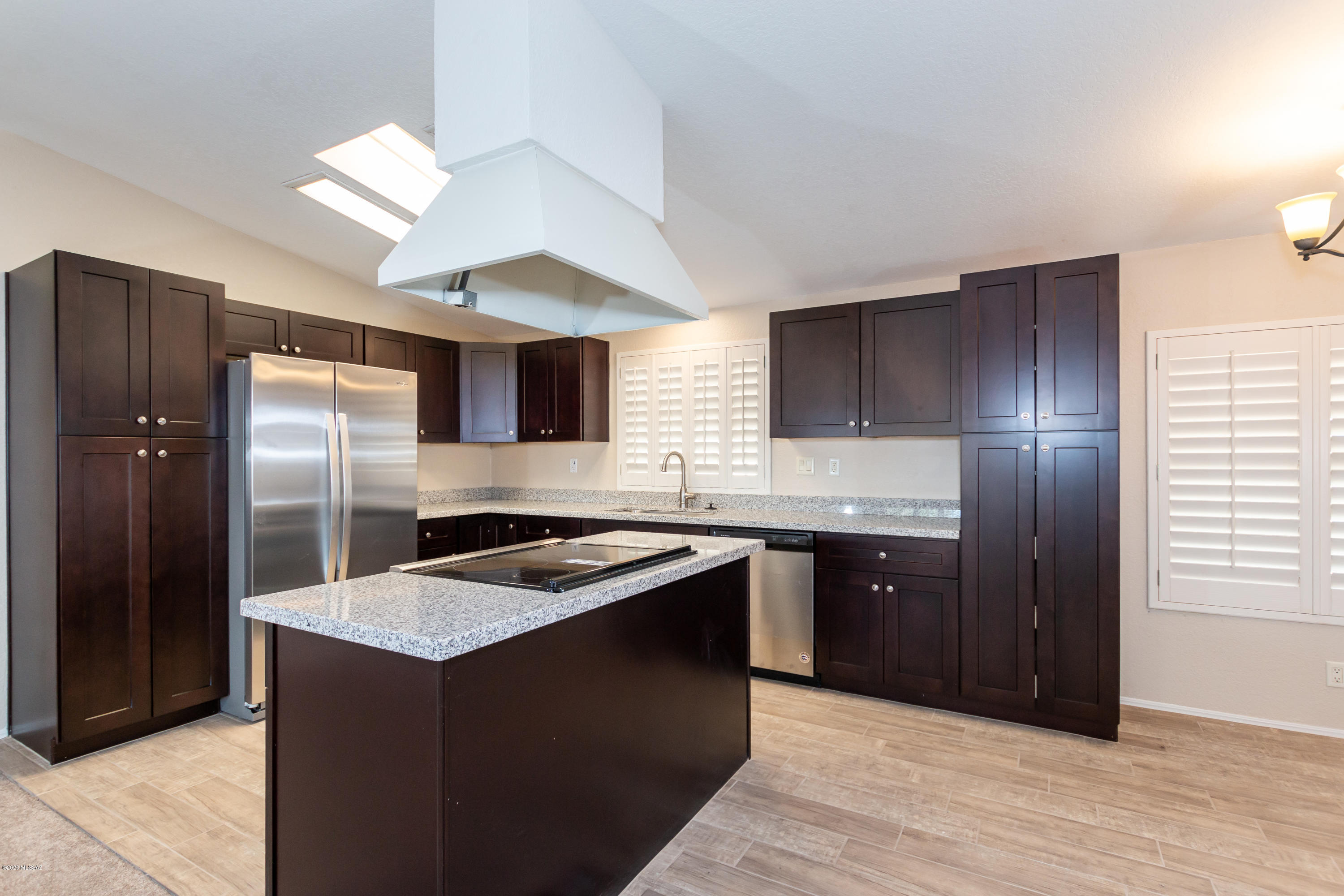 11930 West Ina Road Tucson, AZ 85743 - Photo 5 of 31 Gallery Image 5