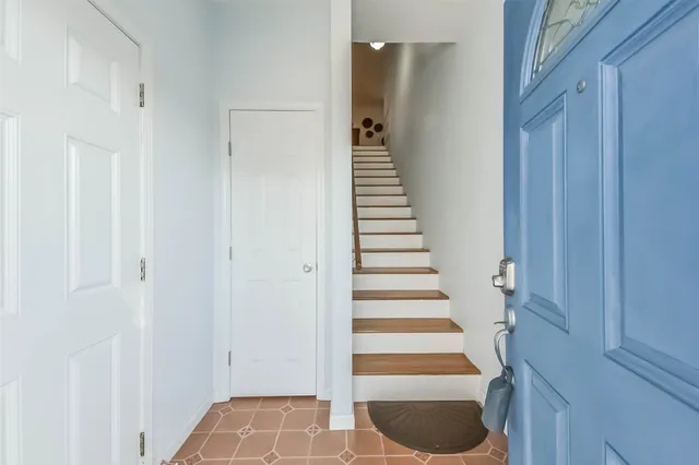 $499,000 | 1236 Sailfish Street, Bayou Vista, TX 77563