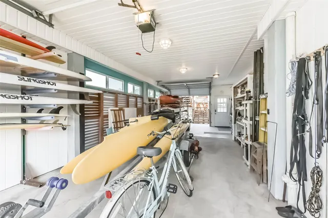 $499,000 | 1236 Sailfish Street, Bayou Vista, TX 77563