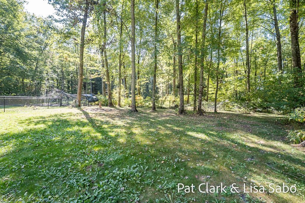 983 West Tyler Road Muskegon, MI 49445 - Photo 17 of 63 983W.TylerRd-12LoRes