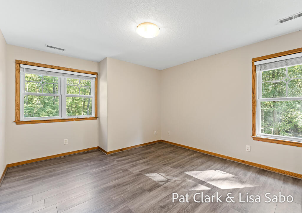 983 West Tyler Road Muskegon, MI 49445 - Photo 45 of 63 983W.TylerRd-43LoRes