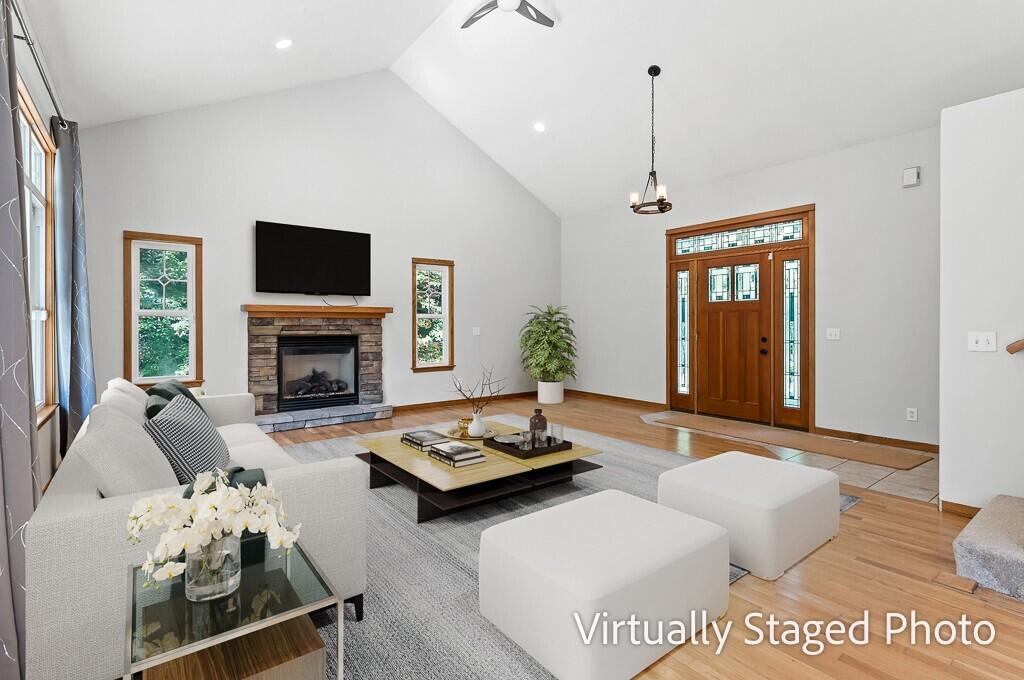 983 West Tyler Road Muskegon, MI 49445 - Photo 5 of 63 thumbnail_Stagedphotos-2LoRes