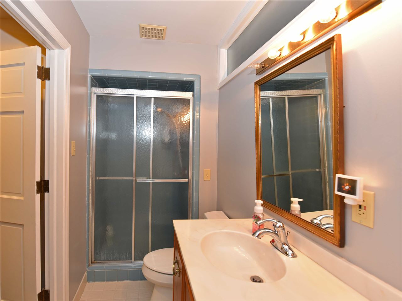 4900 Rampart Street Raleigh, NC 27609 - Photo 12 of 18 Photo 12