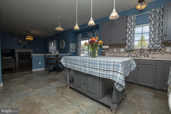 $549,900 | 27 Basalt Street, Townsend, DE 19734