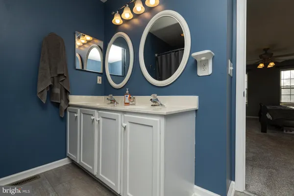 $549,900 | 27 Basalt Street, Townsend, DE 19734