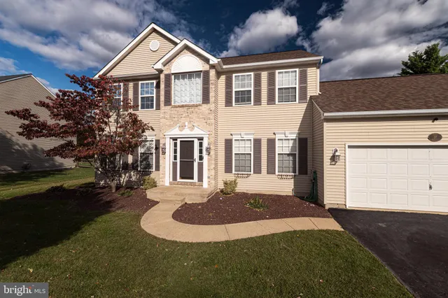 $569,900 | 27 Basalt Street, Townsend, DE 19734