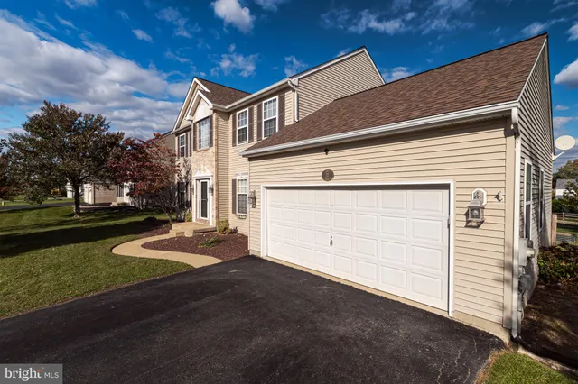 $569,900 | 27 Basalt Street, Townsend, DE 19734