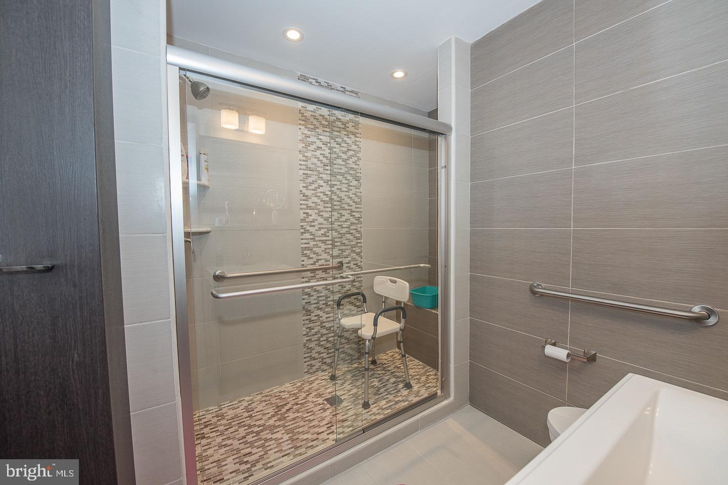 56 South Brookside Road Springfield, PA 19064 - Photo 23 of 41