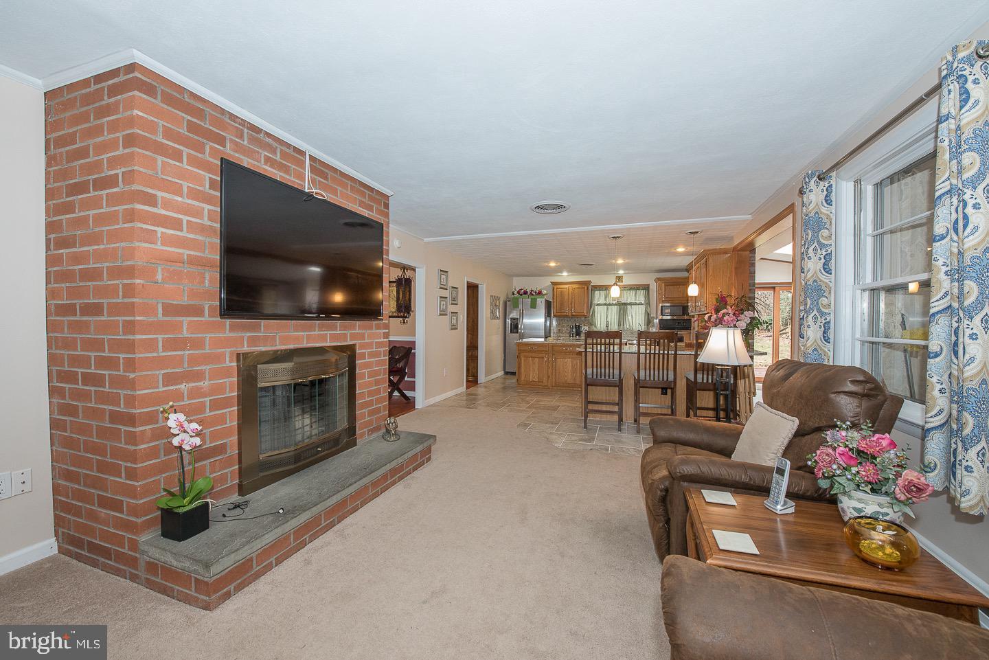 56 South Brookside Road Springfield, PA 19064 - Photo 8 of 41