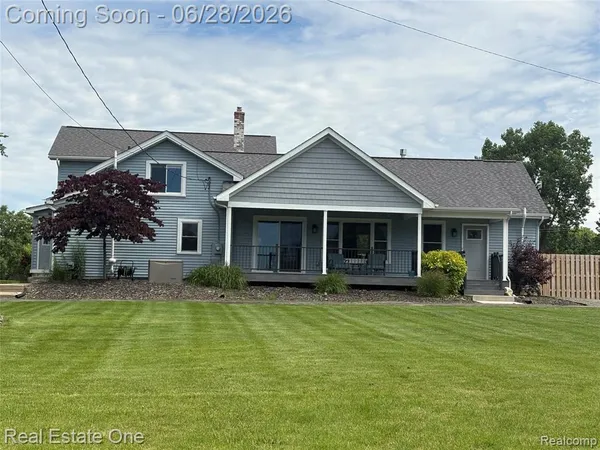 $569,900 | 2355 South Sashabaw Road, Ortonville, MI 48462