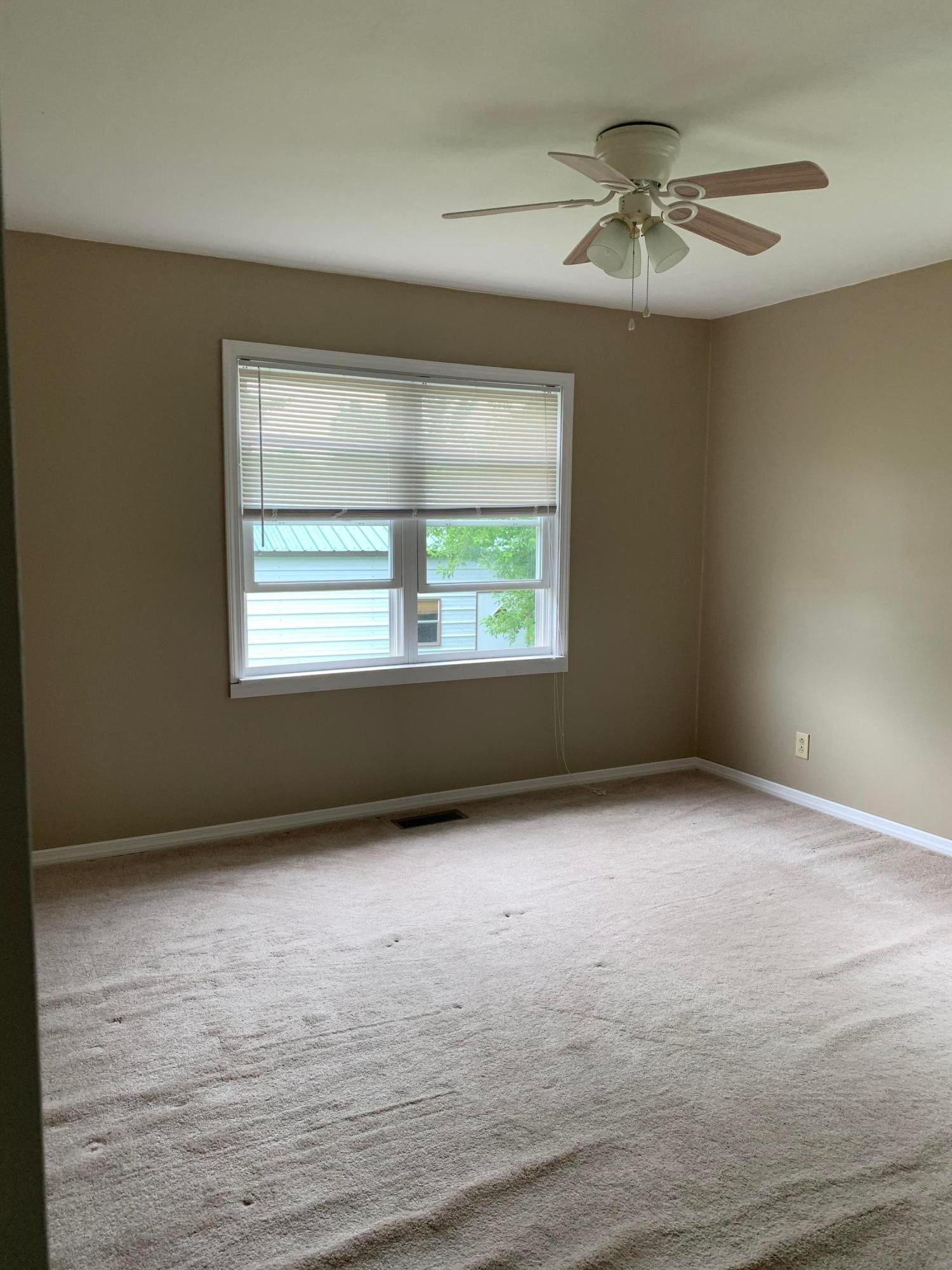 844 Curtain Road Craigsville, WV 26205 - Photo 11 of 24 Gallery Image 11
