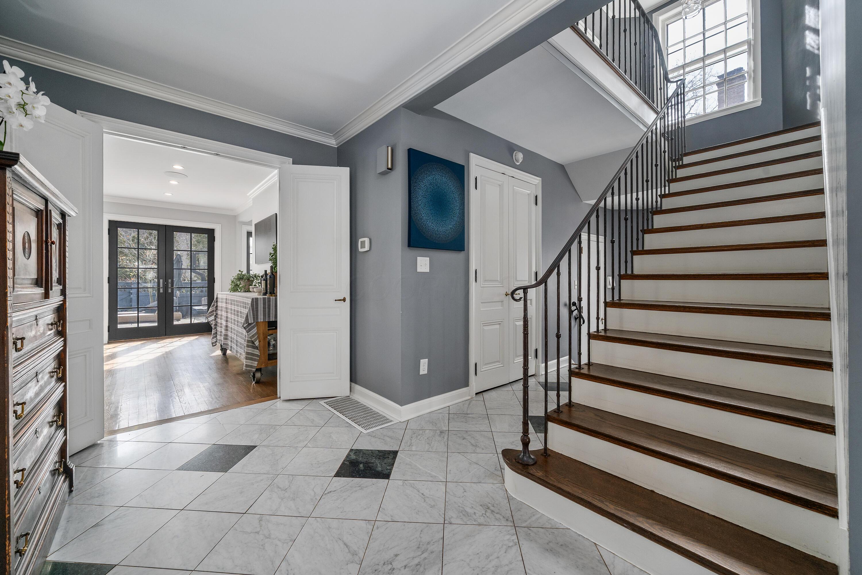2521 Bexley Park Road Columbus, OH 43209 - Photo 6 of 67 DSC02543