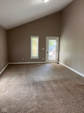 $1,250 | 945 Unit B Fox Hill Drive, Indianapolis, IN 46228