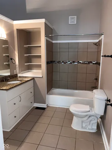 $1,250 | 945 Unit B Fox Hill Drive, Indianapolis, IN 46228