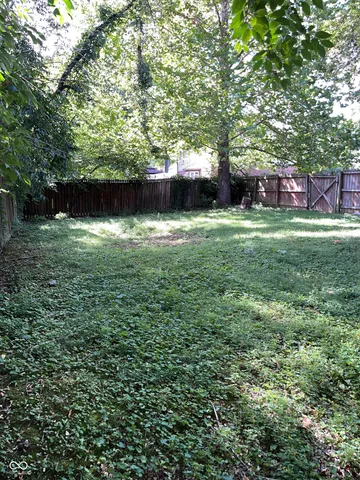 $1,250 | 945 Unit B Fox Hill Drive, Indianapolis, IN 46228