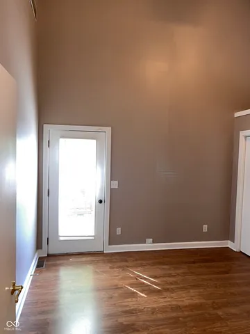 $1,250 | 945 Unit B Fox Hill Drive, Indianapolis, IN 46228