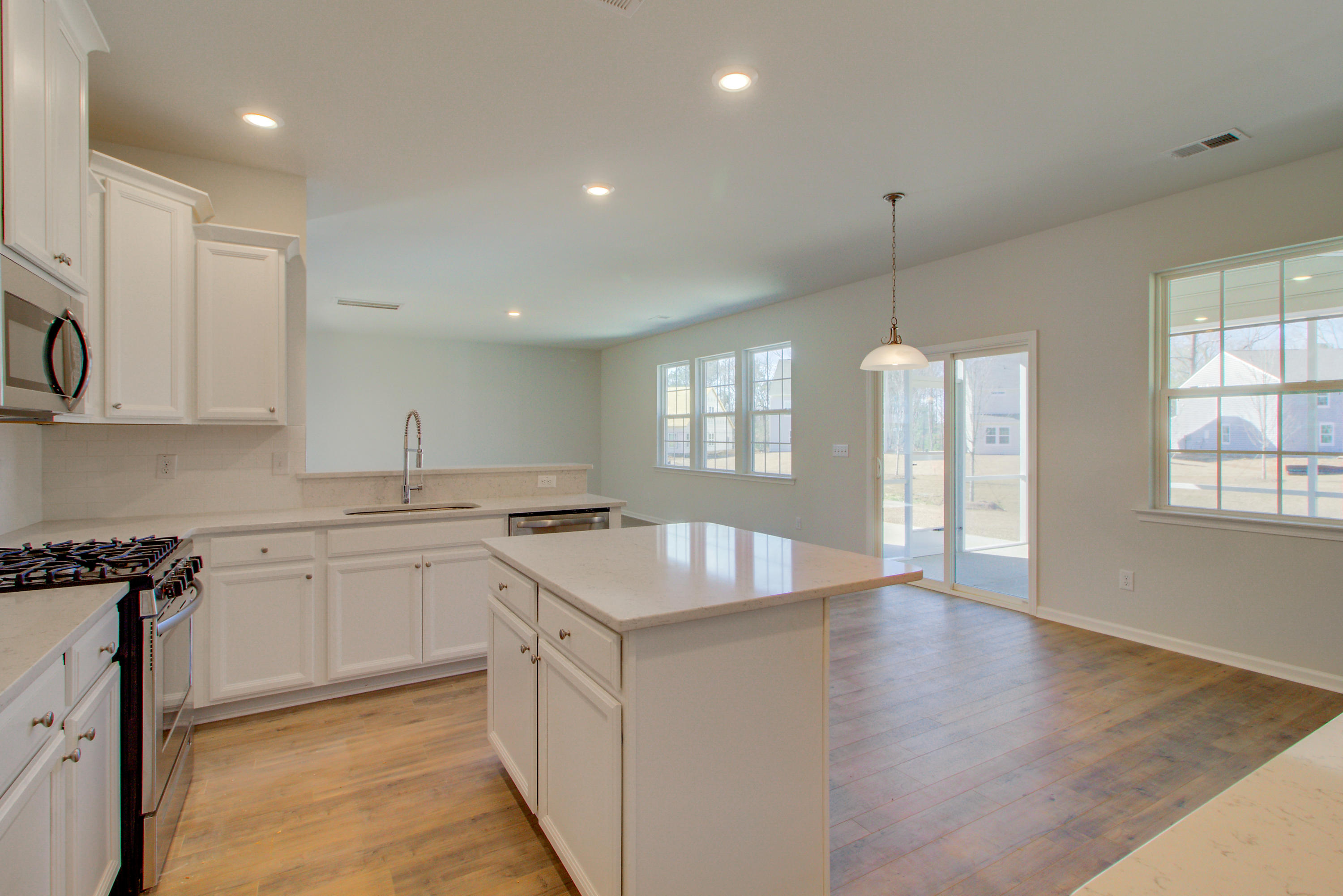 612 Squire Pope Road Summerville, SC 29486 - Photo 11 of 42 16