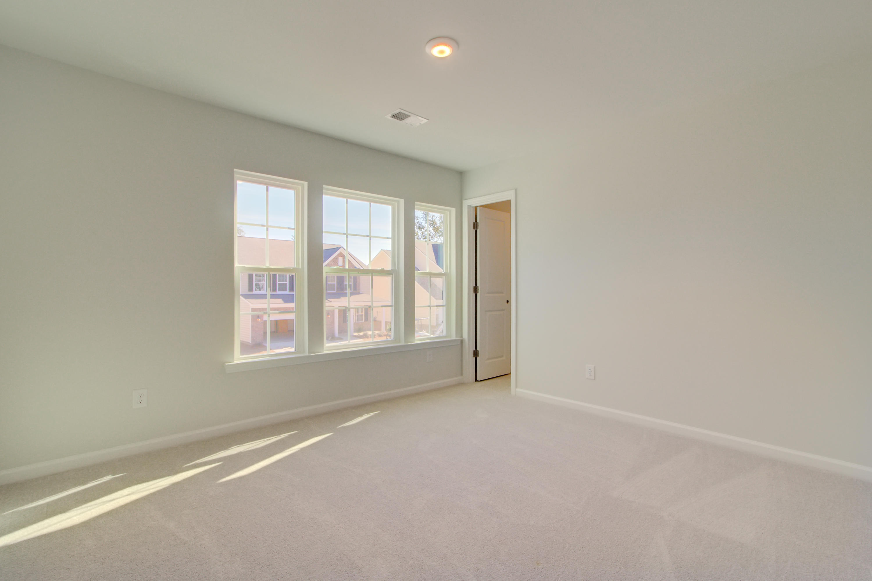 612 Squire Pope Road Summerville, SC 29486 - Photo 15 of 42 20