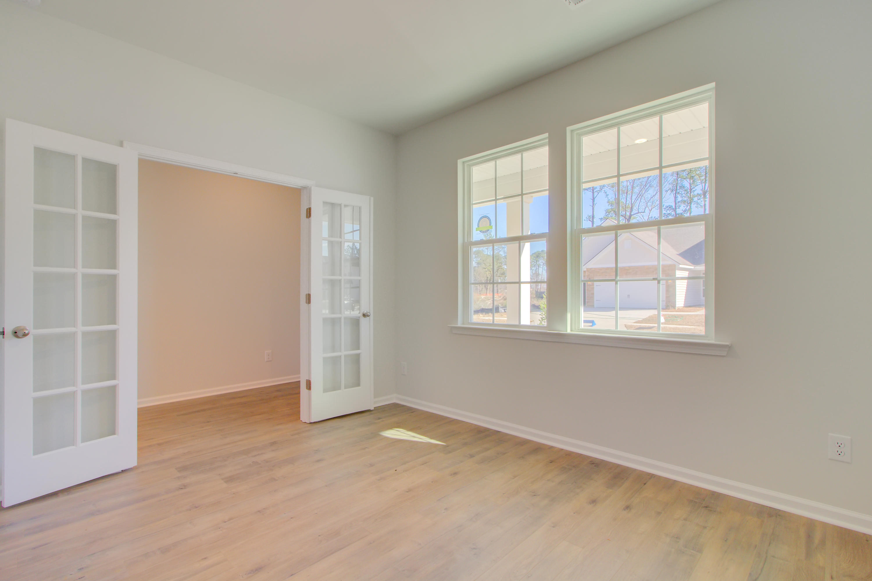 612 Squire Pope Road Summerville, SC 29486 - Photo 4 of 42 6